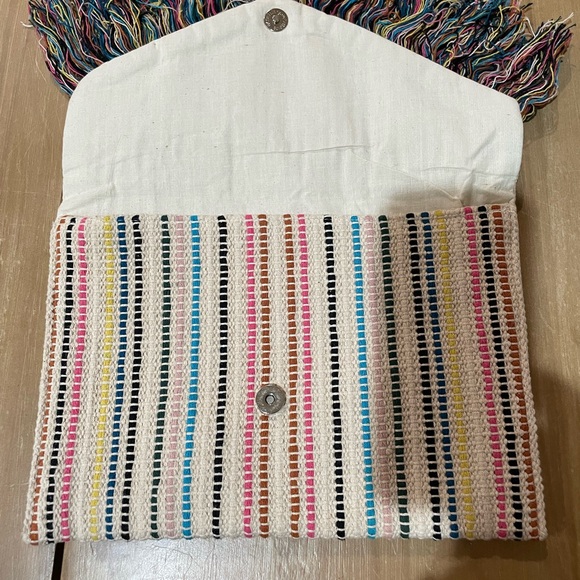 Sondra Roberts embroidered clutch, NWOT - Picture 2 of 3